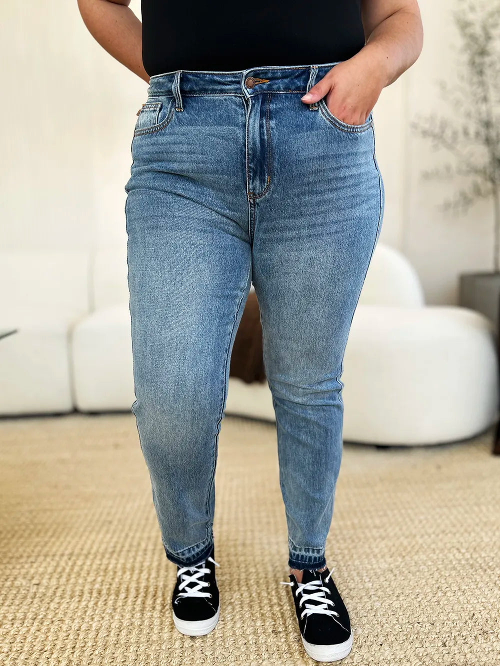 Release-Hem Jeans — additional view 10