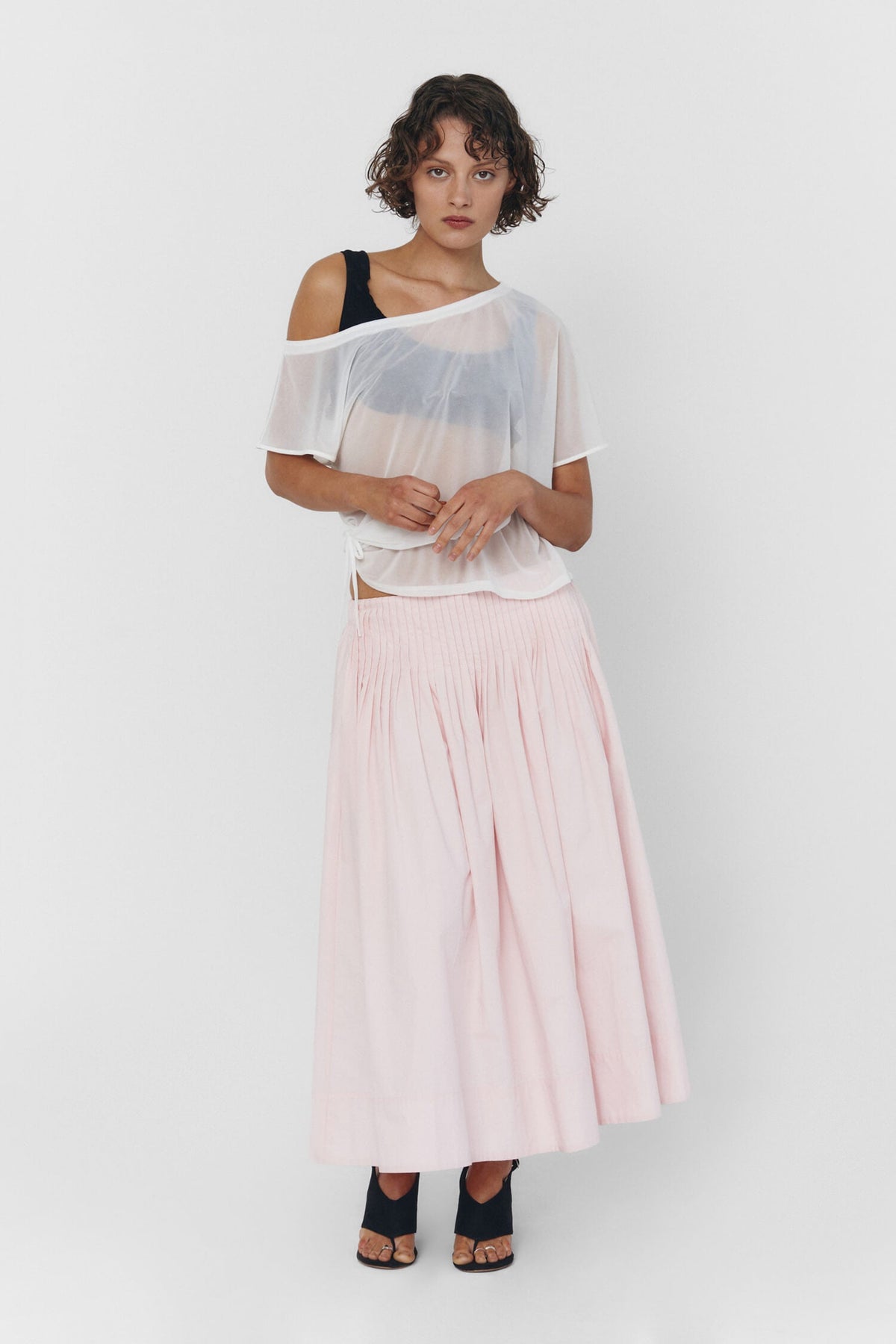 Uiara Pleated Midi Skirt