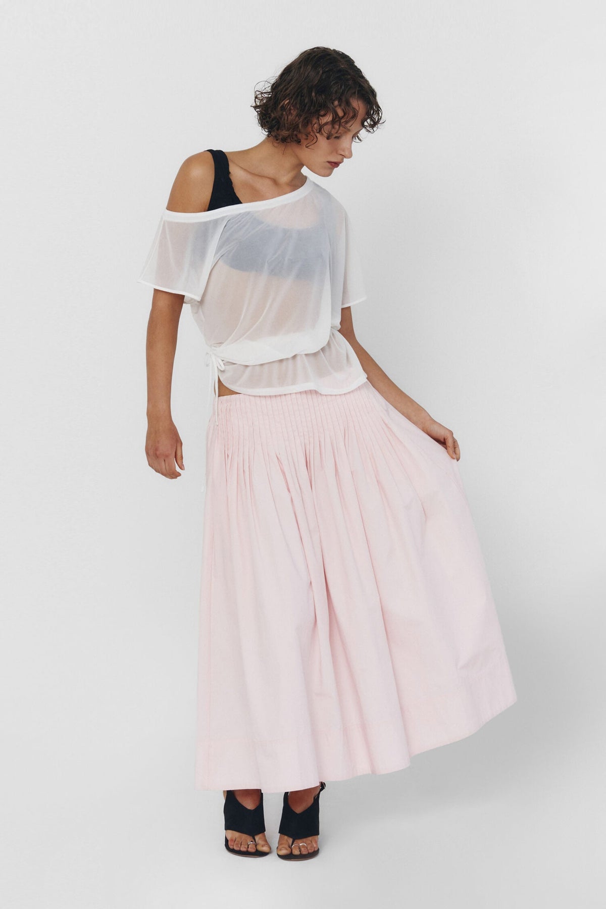 Uiara Pleated Midi Skirt