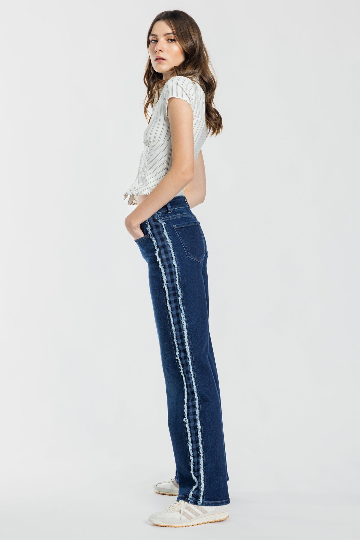 Mid Waist Relaxed Wide Leg Jeans with Side Checker Detail — additional view 5
