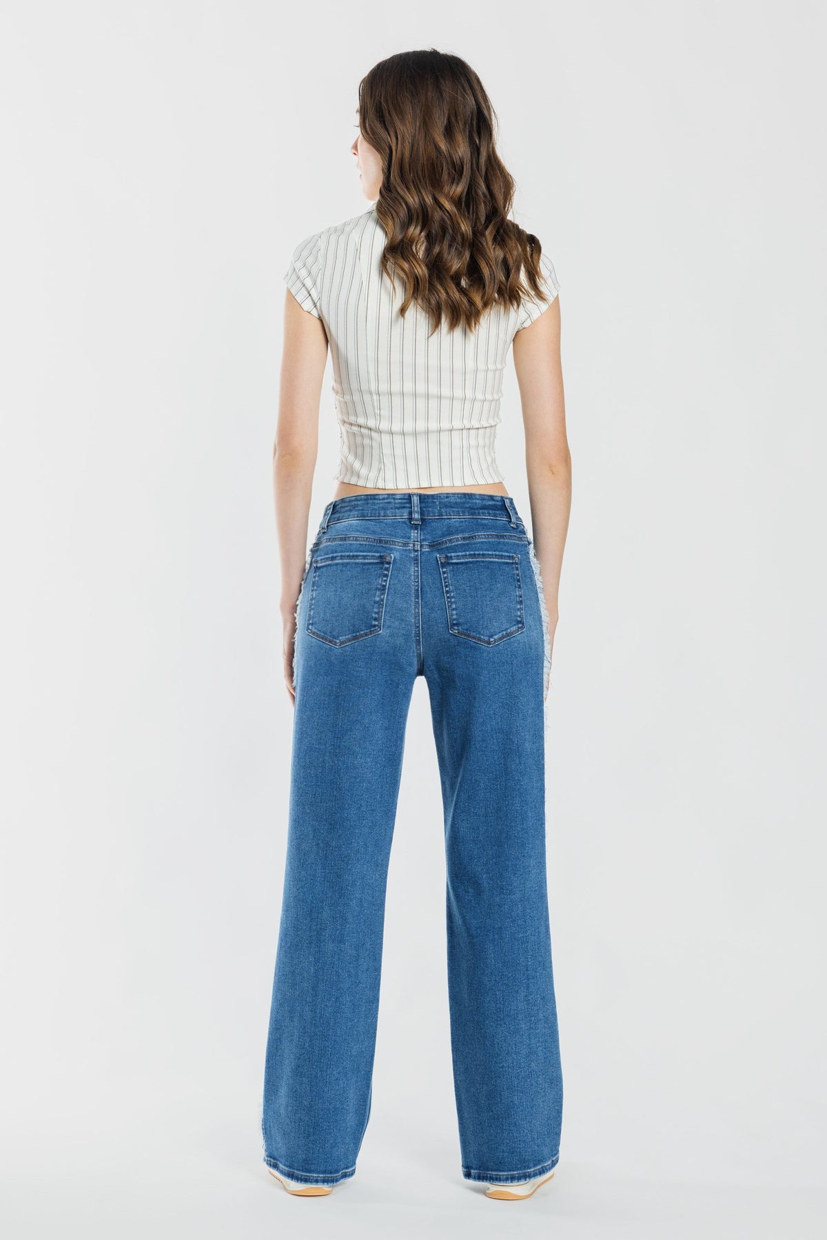 Mid Waist Relaxed Wide Leg Jeans with Side Contrast Detail — additional view 6