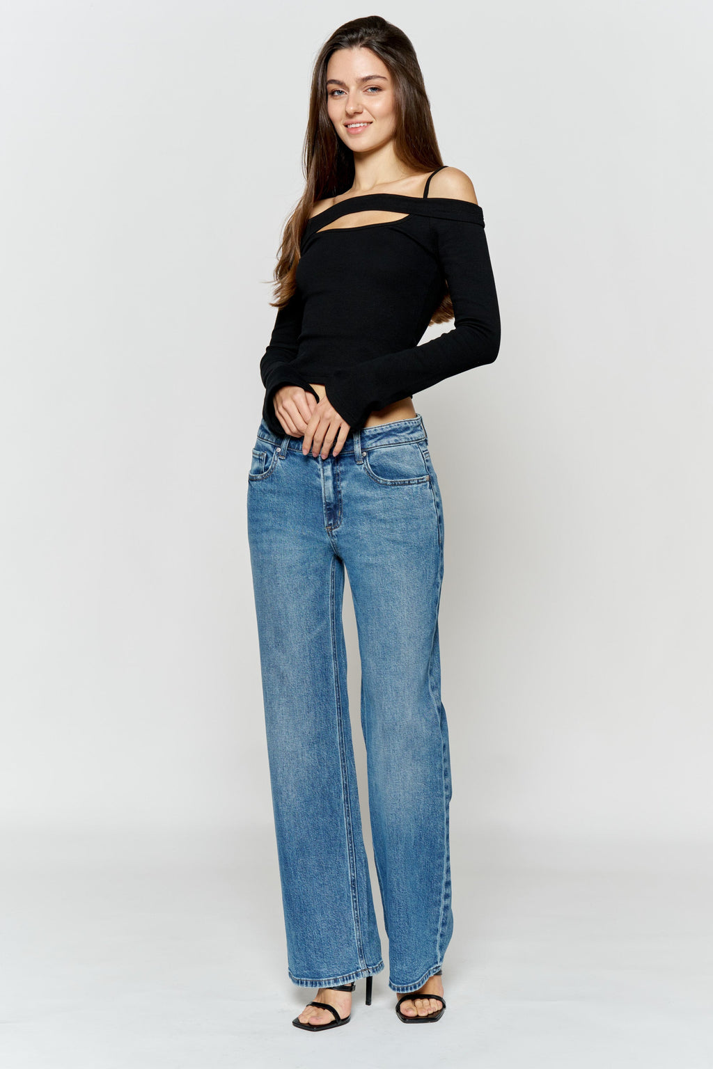 Mid Waist Relaxed Wide Leg Jeans — additional view 3
